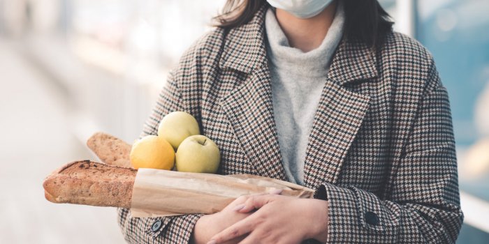 Covid-19 : comment votre masque peut vous contaminer !