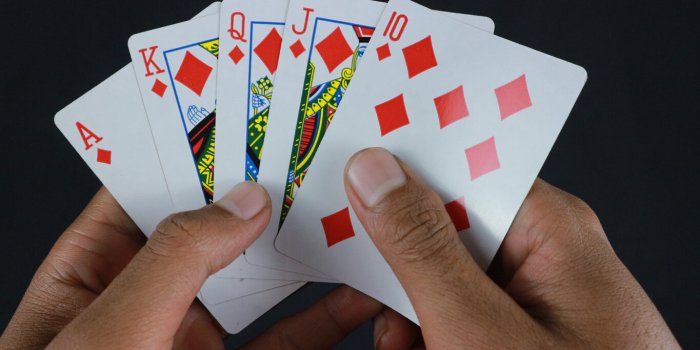 Les 8 jeux de société que l'on vous conseille et pourquoi (santé cognitive, ergonomie...)
