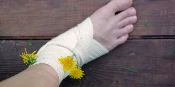 Rando : 10 indispensables de la trousse de secours selon le médecin de la FFR