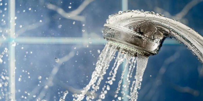 Une douche : matin et soir... au moins !