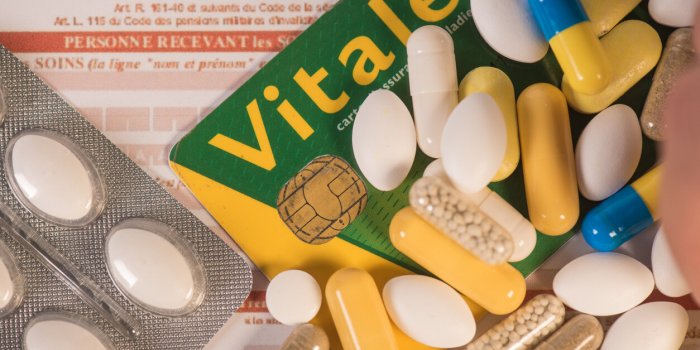 Voyage : ce quâil faut (absolument) faire avec vos médicaments !