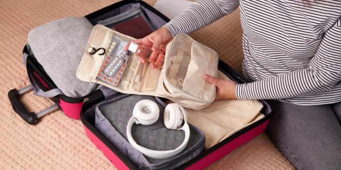 Voyage : ce quâil faut (absolument) faire avec vos médicaments !