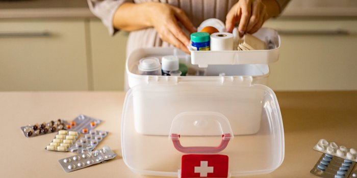 Voyage : ce quâil faut (absolument) faire avec vos médicaments !