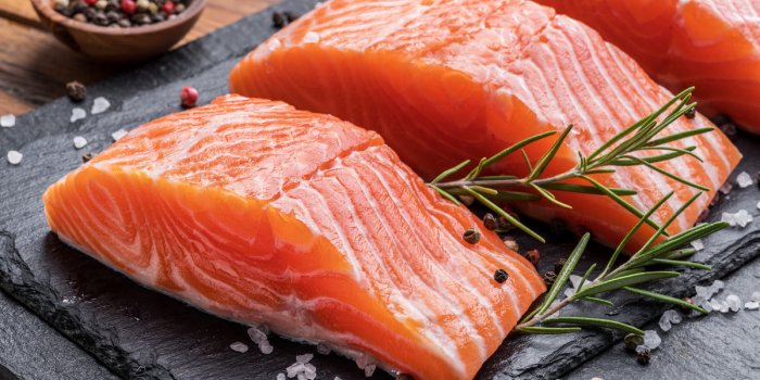 Cancer du sein : 6 aliments riches en omÃ©ga-3 qui rÃ©duisent les risques