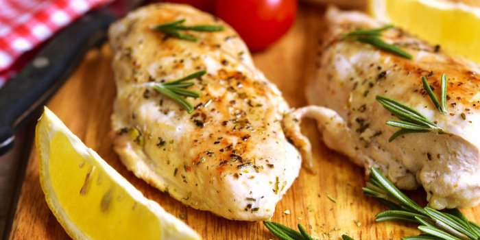 Régime : 5 protéines maigres à manger au dîner pour maigrir