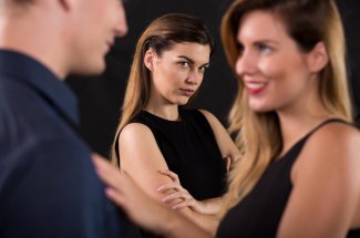 Infidelite : pourquoi tout le monde ne reagit pas pareil