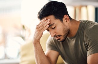Maux de tete recurrents ? Des chercheurs auraient trouve la cause