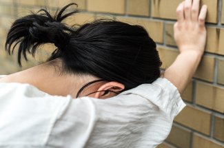 Les vertiges au lever peuvent etre le signe d’un risque de mort prematuree