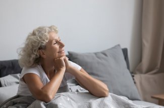 Hypertension arterielle : 7 bonnes habitudes qui font baisser la tension la nuit