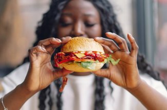 Ces 8 (mauvaises) habitudes alimentaires favorisent l’inflammation