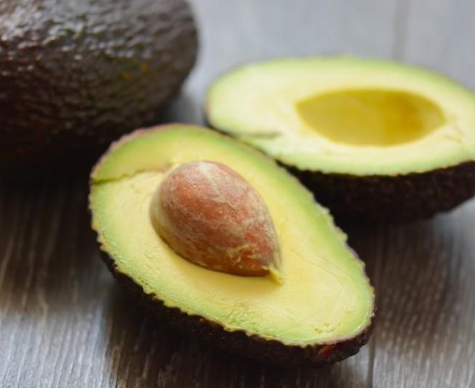 Comment faire murir un avocat en 10 minutes