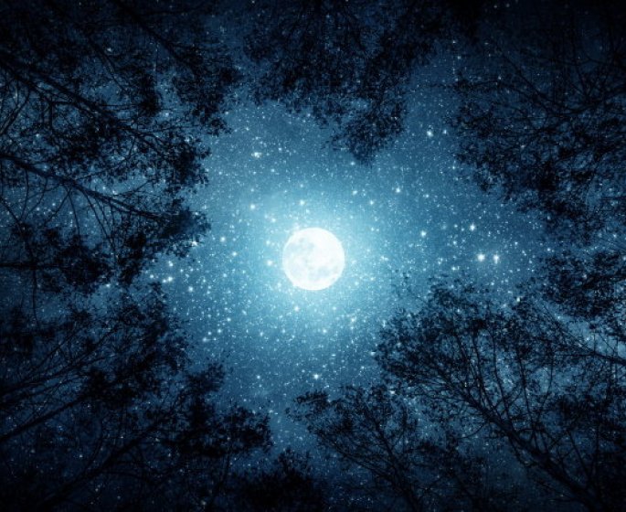Sommeil : les hommes plus sensibles a la pleine lune