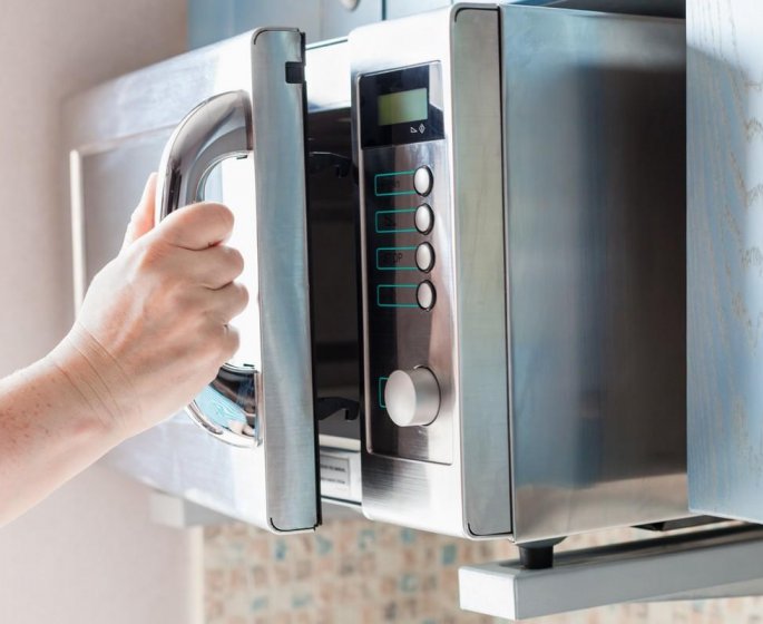 Pourquoi il ne faut pas rechauffer des oeufs durs au micro-ondes