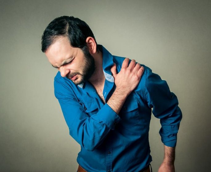 7 solutions pour ne plus avoir mal a l-epaule