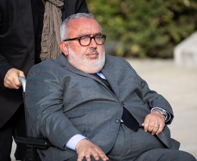 Atteint de sclerose en plaques, Dominique Farrugia se bat malgre la douleur