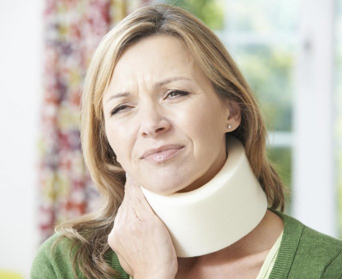Torticolis : le collier cervical pour soulager le cou
