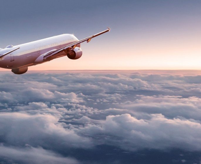 Covid-19 : ils refusent de porter un masque a bord d-un avion et provoquent une bagarre