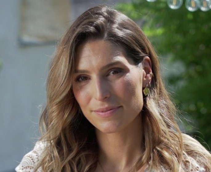 Laury Thilleman temoigne “On est tous victime de la maladie d’Alzheimer”
