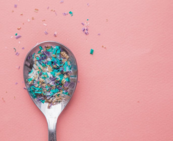 Des gestes simples pour reduire l-exposition aux microplastiques