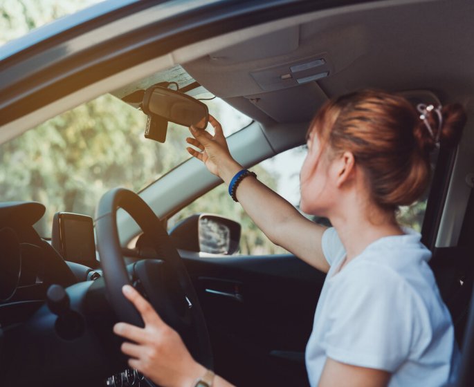 Certaines substances que vous respirez dans votre voiture pourraient accroitre votre risque de cancer