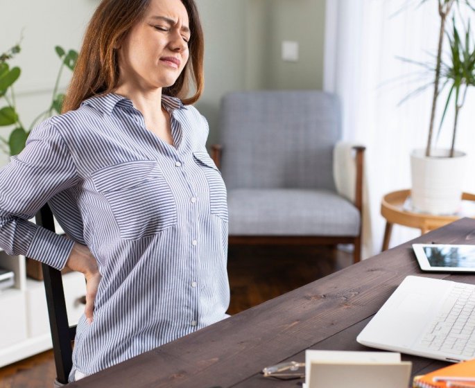 Mal de dos : 6 postures responsables de la douleur