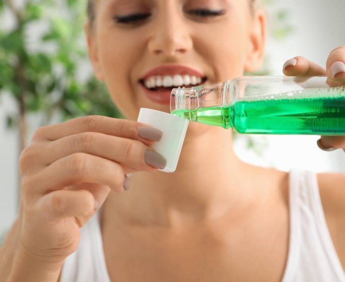 Sante cardiaque : un dentiste alerte sur l’utilisation des bains de bouche