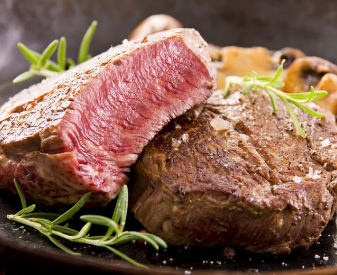 Pourquoi il ne faut surtout pas laver votre viande