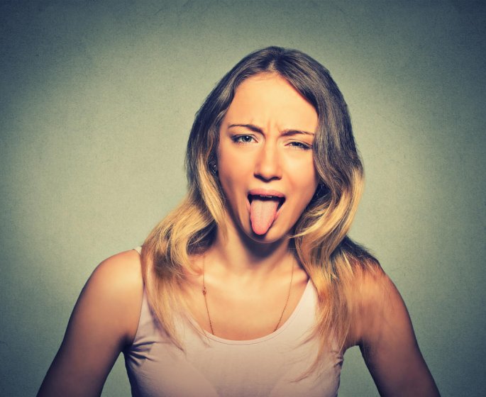 Langue qui pique : un signe de cancer ?