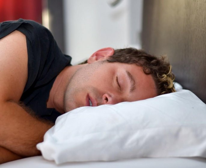 Dormir 5 heures par nuits augmenterait la mortalite de 62%