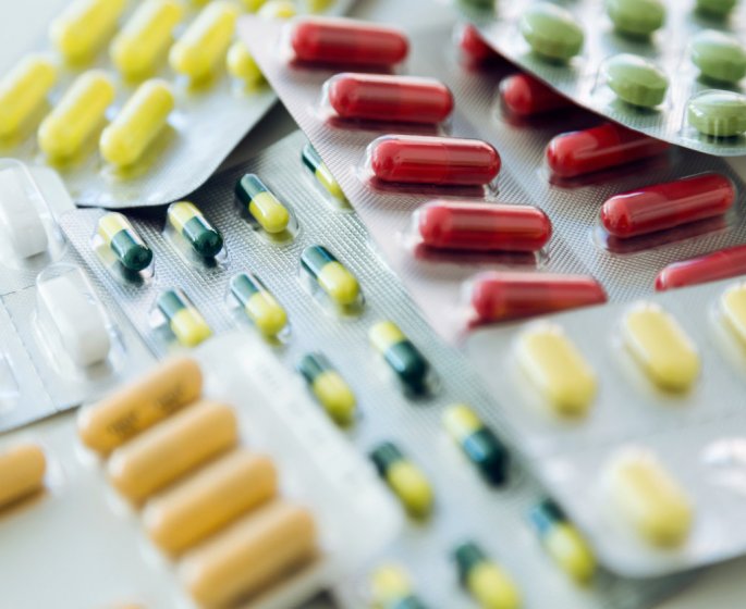 Pneumonie virale : quels medicaments eviter pour ne pas aggraver l’infection ?