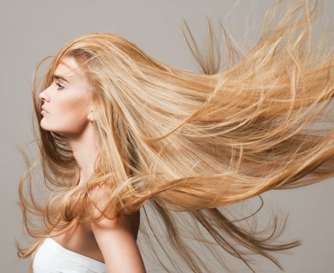 Acide hyaluronique : l’astuce pour reparer vos cheveux en quelques nuits