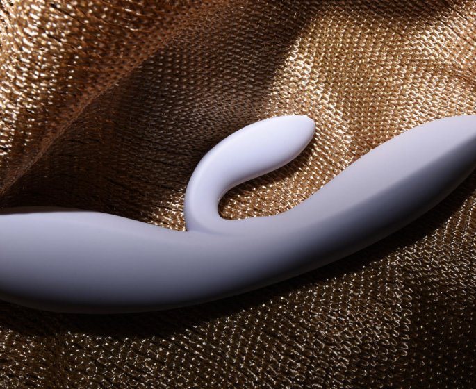 Accro a son sextoy, elle se blesse le vagin