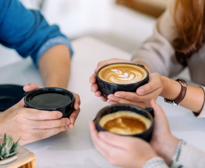 Inflammation, prise de poids : 4 aliments a ne pas verser dans son cafe