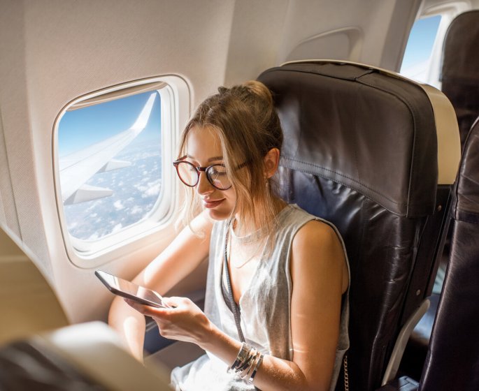 Doit-on mettre de la creme solaire quand on prend l-avion ?