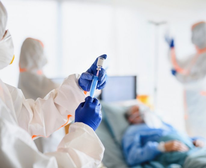 Covid-19 : un possible foyer epidemique detecte a Niort dans un service d-oncologie 