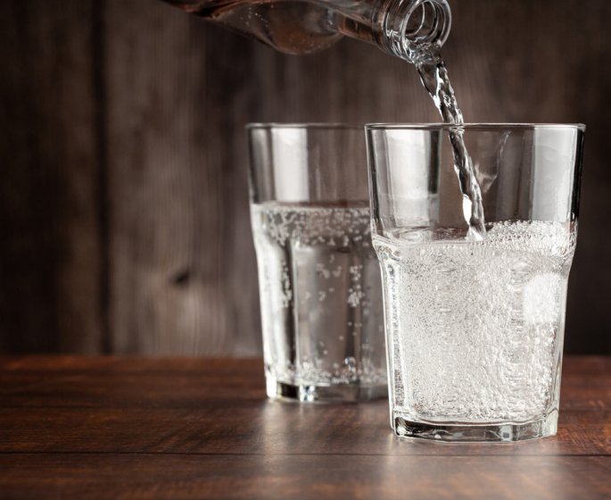 Ce qui se passe dans votre corps si vous buvez de l’eau petillante tous les jours