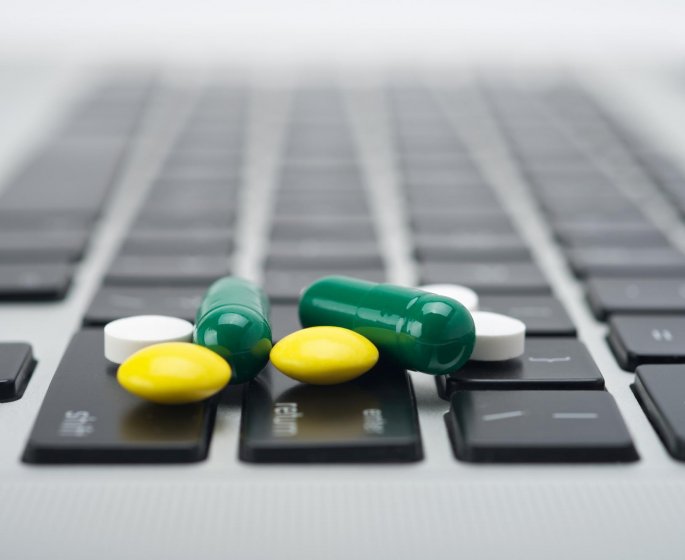 Un site de vente de medicaments condamne