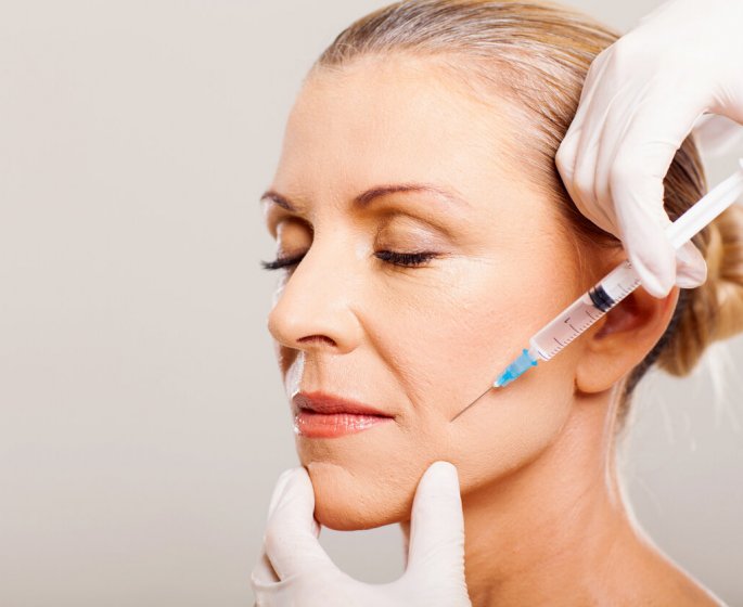 Injections au Botox pour combler les rides : des cas graves de botulisme signales en France