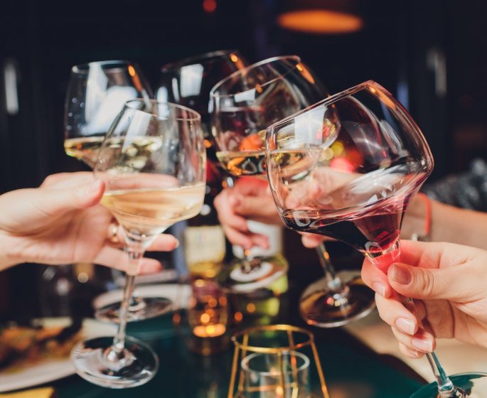 Alcool : 3 erreurs a ne pas faire lorsqu’on boit apres 50 ans 