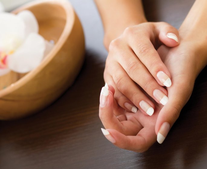 Les astuces contre les ongles cassants