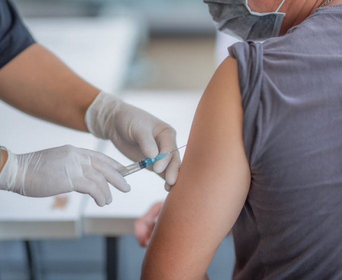 Pfizer ou Moderna, vous pouvez recevoir deux doses de vaccins a ARN messager differents