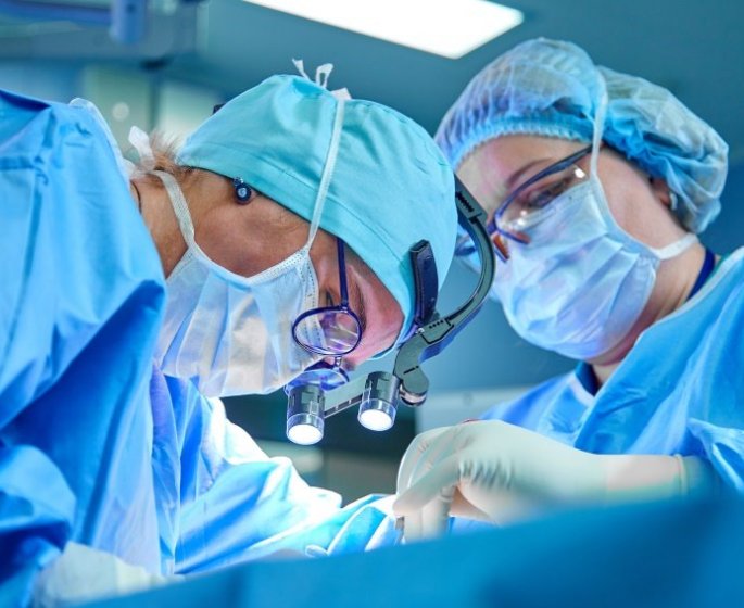 Cancer : en France, des hopitaux et cliniques ont opere sans autorisation 