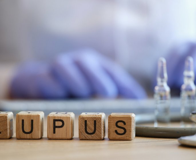 Lupus : un traitement issu du cordon ombilical suscite l’espoir