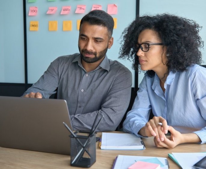 Travail : mon collegue m-insupporte, comment gerer ?