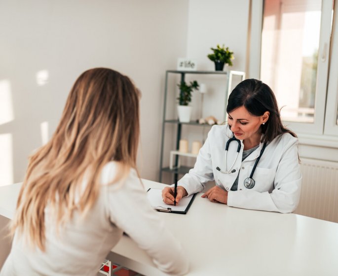Consultation medicale : le reste a charge releve a 2 euros 