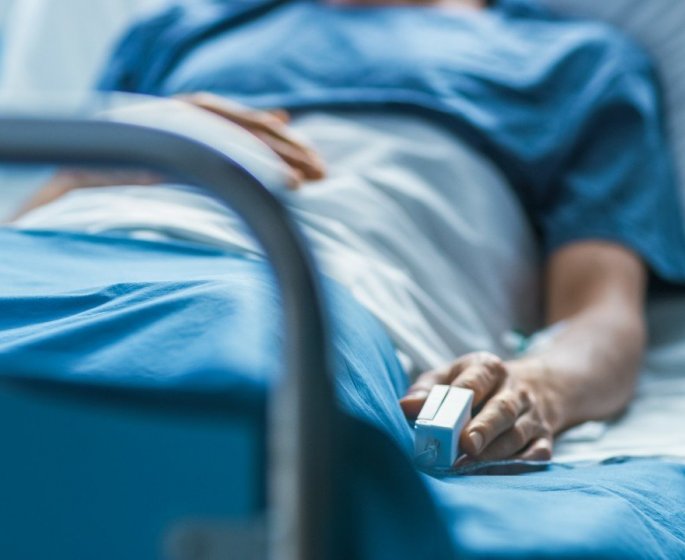 Covid-19 : les personnes agees auraient eu un acces "limite" aux services de reanimation