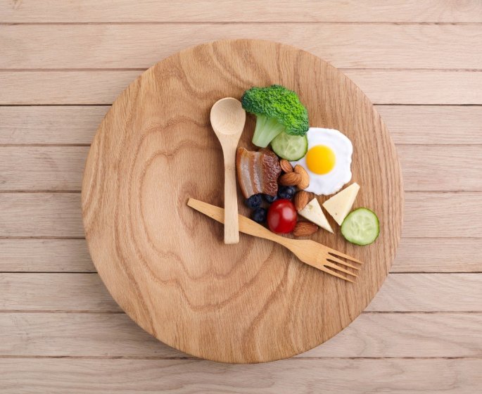 Jeune intermittent : sauter des repas augmente les risques de mortalite
