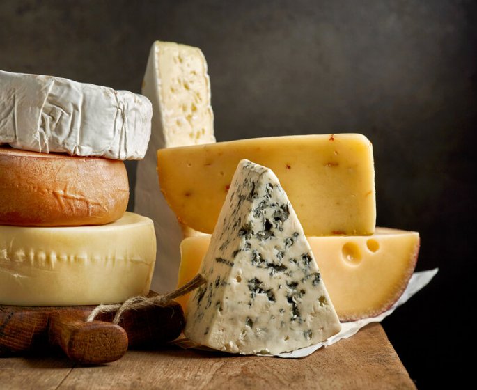 Ballonnements, gaz… Voici 4 fromages qui preservent votre ventre