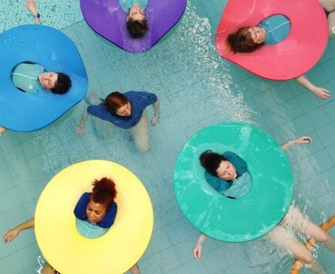 Sophrologie dans l’eau : a tester pour retrouver sommeil et serenite