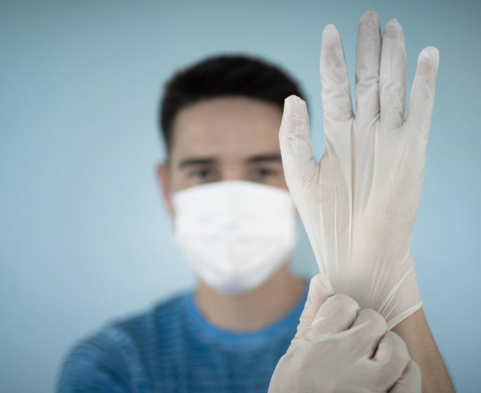 Coronavirus : porter des gants favoriserait la proliferation du virus